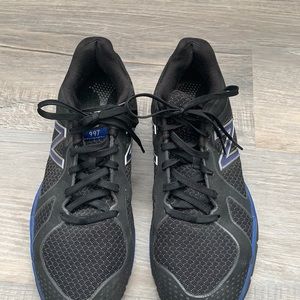 New Balance men sneakers size 9